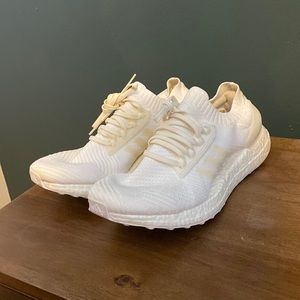 Unisex White/Cream Adidas Ultra Boost Shoes
